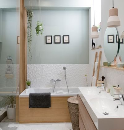 idees-decoration-salle-de-bain-plusieurs-materiaux-et-couleurs