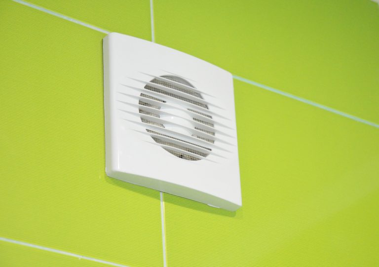 VMC salle de bains, ventilations quoi et comment choisir