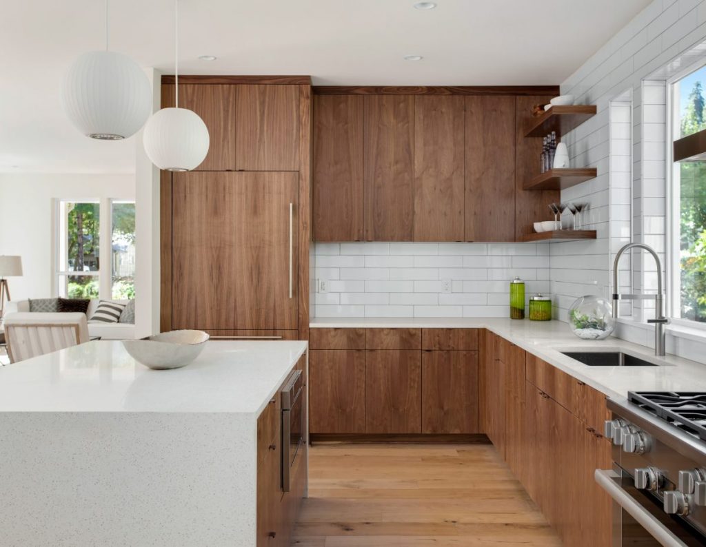 cuisine ouverte bois avec carrelage imitation bois