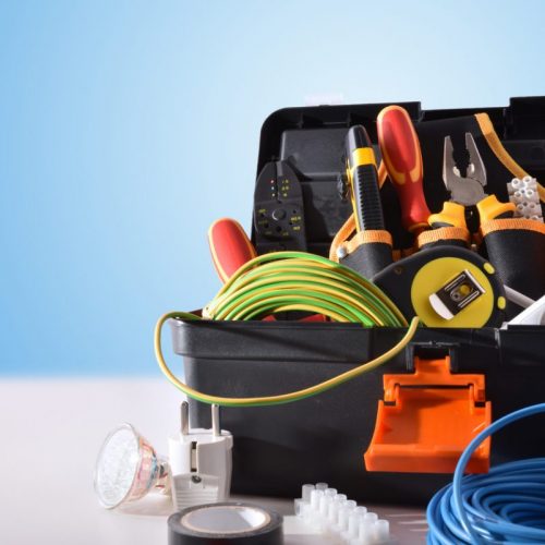 Tout savoir sur la pince à sertir