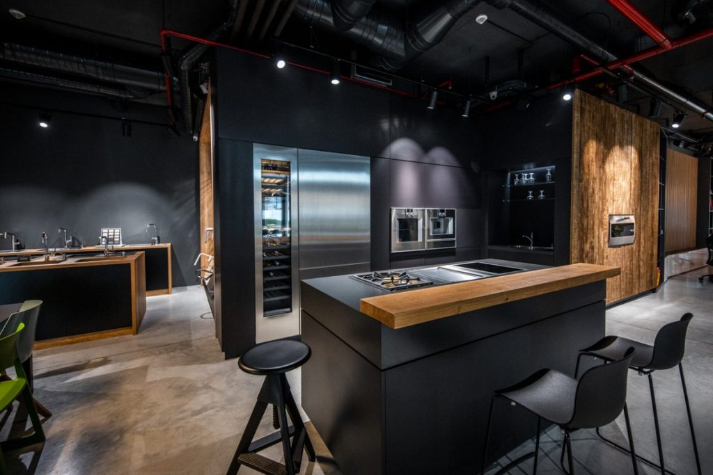 harmoniser-les-matieres-brut-dans-la-cuisine-bois-acier