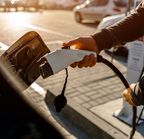 Fonctionnement d’une batterie de voiture électrique : ce qu’il faut savoir