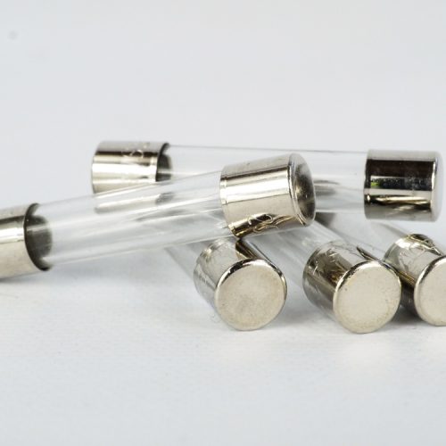 Choisir un disjoncteur ou un fusible