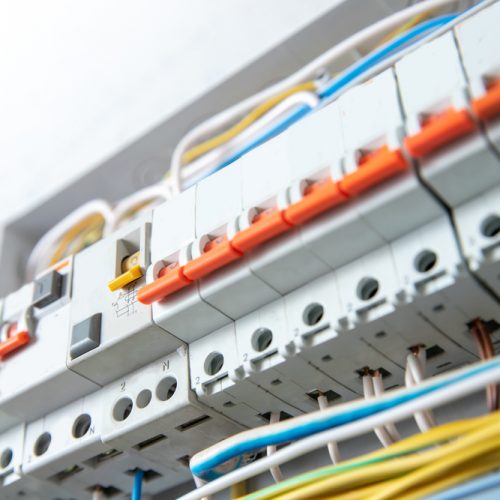 Comment dimensionner un tableau électrique principal ?