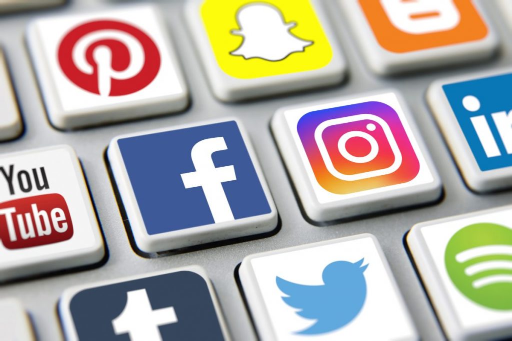 réseaux sociaux