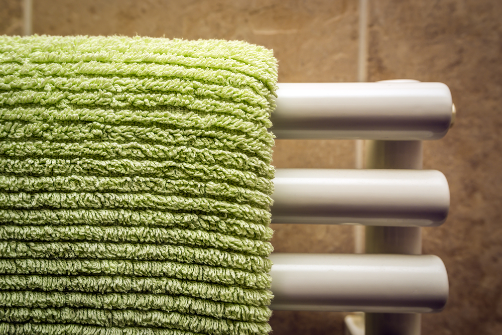radiateur-electrique-ou-placer-seche-serviette-salle-de-bain