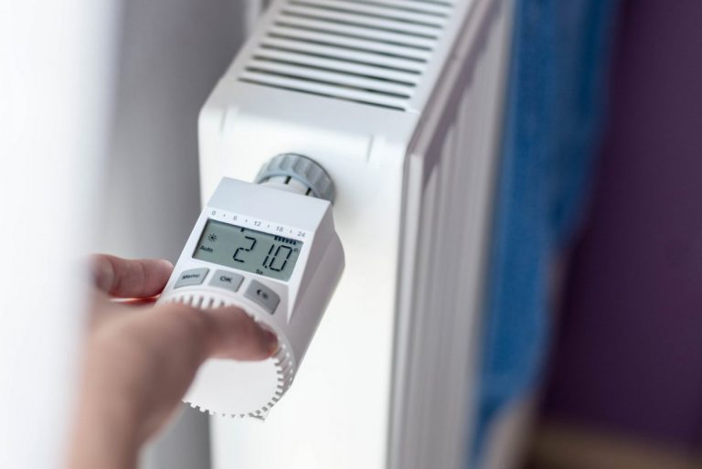Radiateur à inertie ou convecteur électrique quelles différences IZI by EDF