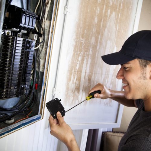 Comment câbler facilement une armoire électrique ?