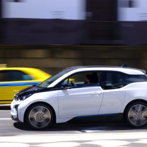 Y a-t-il des vitesses sur une voiture électrique ?