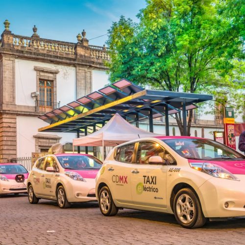 Avantages et inconvénients de la voiture électrique pour les taxi ou chauffeurs VTC