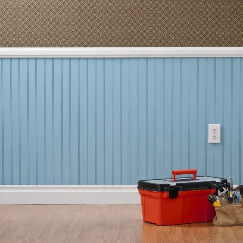 Comment poser des plinthes électriques ?