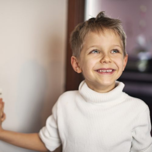 Comment bien aligner les prises et les interrupteurs de votre installation ?