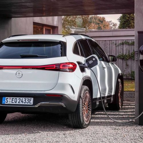 Quelle borne de recharge pour une Mercedes EQA ?