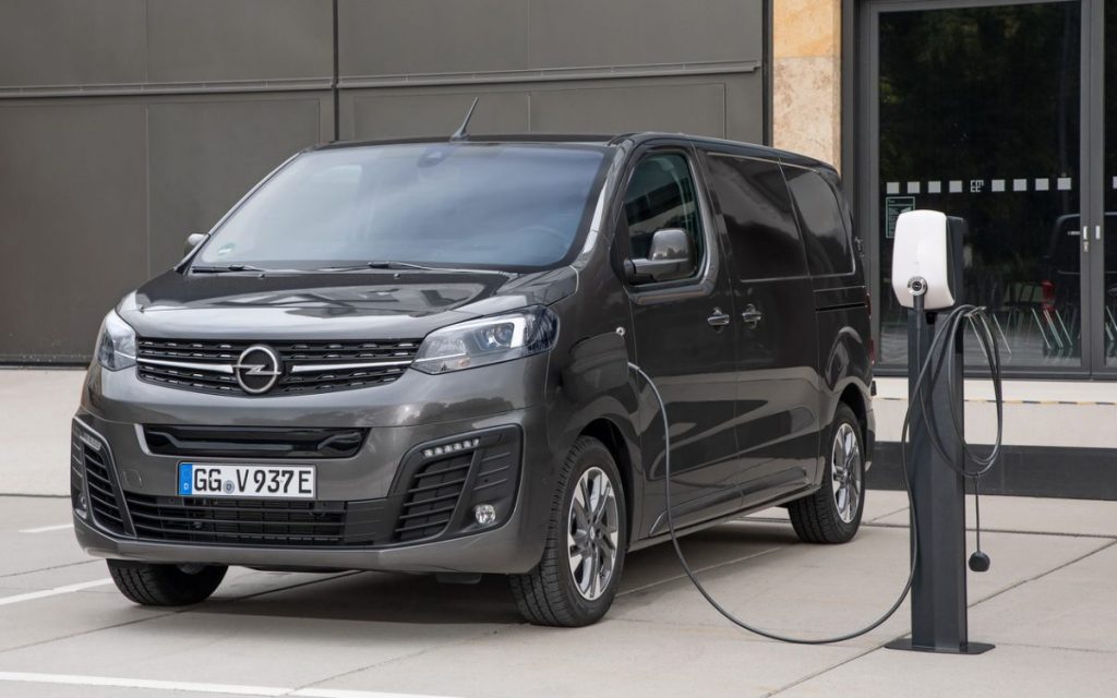 borne-recharge-opel-vivaro-e
