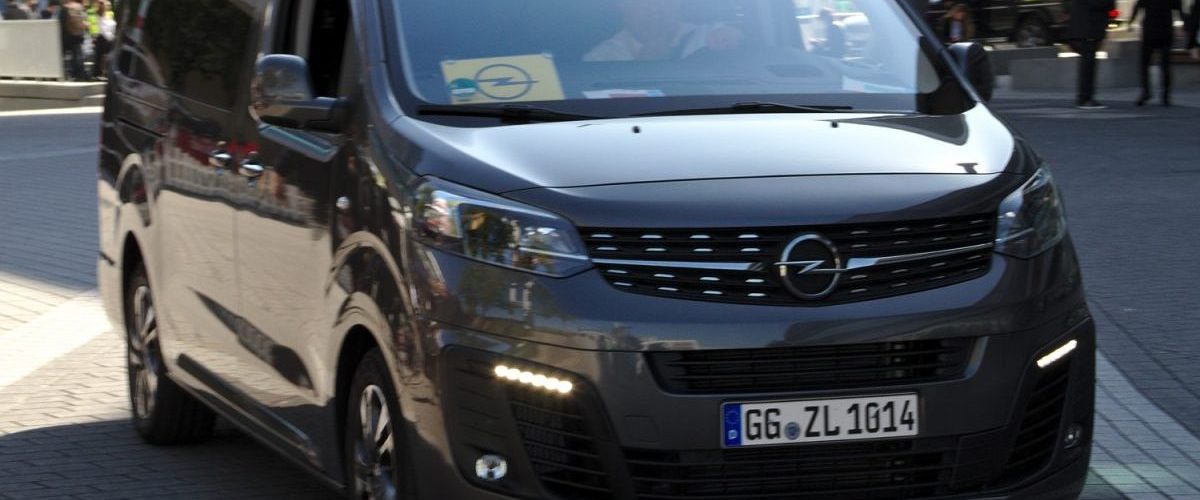 opel zafira-e life