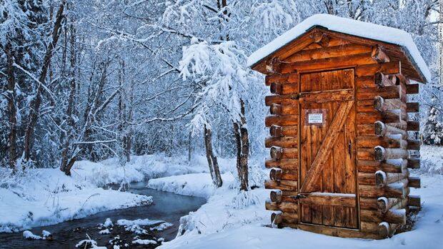 alaska toilettes