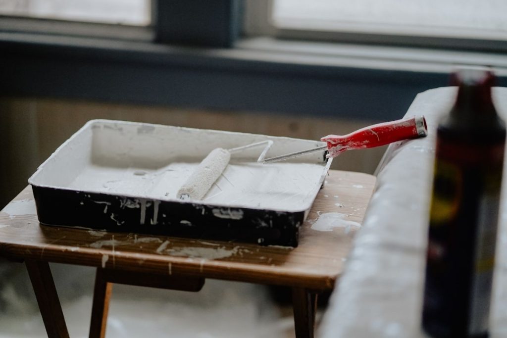 travaux peinture été