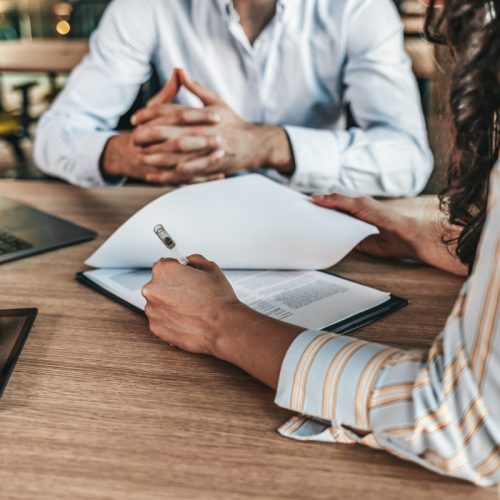 Garanties biennales et décennales pour des travaux d’électricité : que couvrent-elles ?