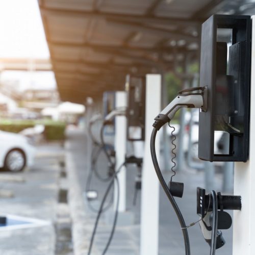 Comment obtenir la prime Advenir pour l’installation de bornes en entreprise ?