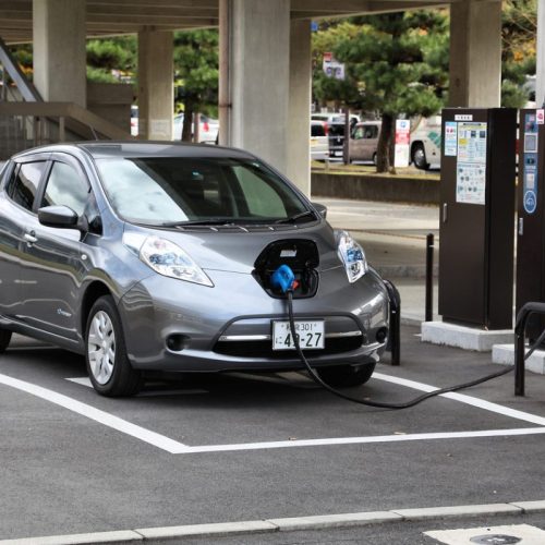 Tout savoir sur les voitures électriques compatibles avec le V2G (vehicule-to-grid)