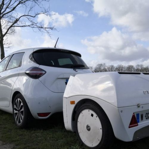 Doubler l’autonomie d’une voiture électrique grâce à la remorque batterie