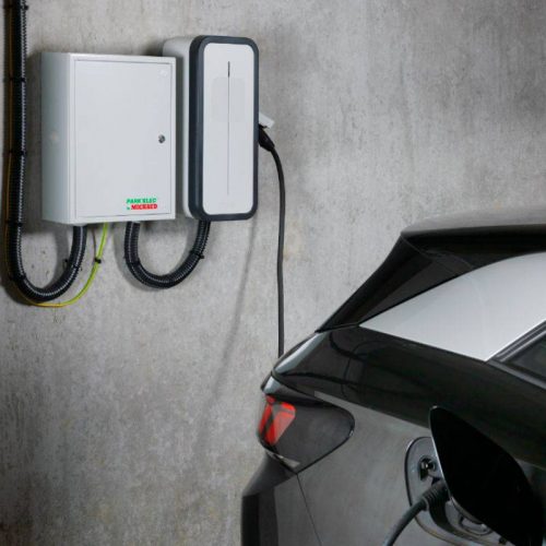 MICHAUD et IZI by EDF s’associent pour répondre au marché de la charge en copropriété.