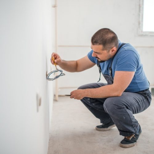 Installation électrique apparente : les règles de pose
