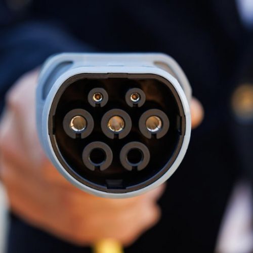 Recharger sa voiture électrique avec une prise de type T2 : comment ça marche ?