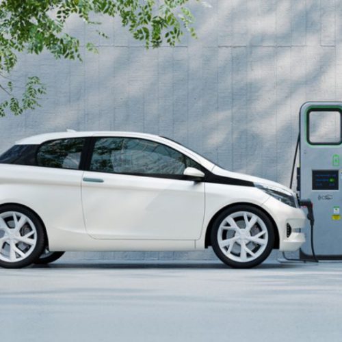 Quels sont les avantages et les inconvénients d’une voiture électrique ?