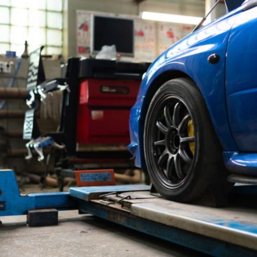 Comment entretenir une voiture électrique ?